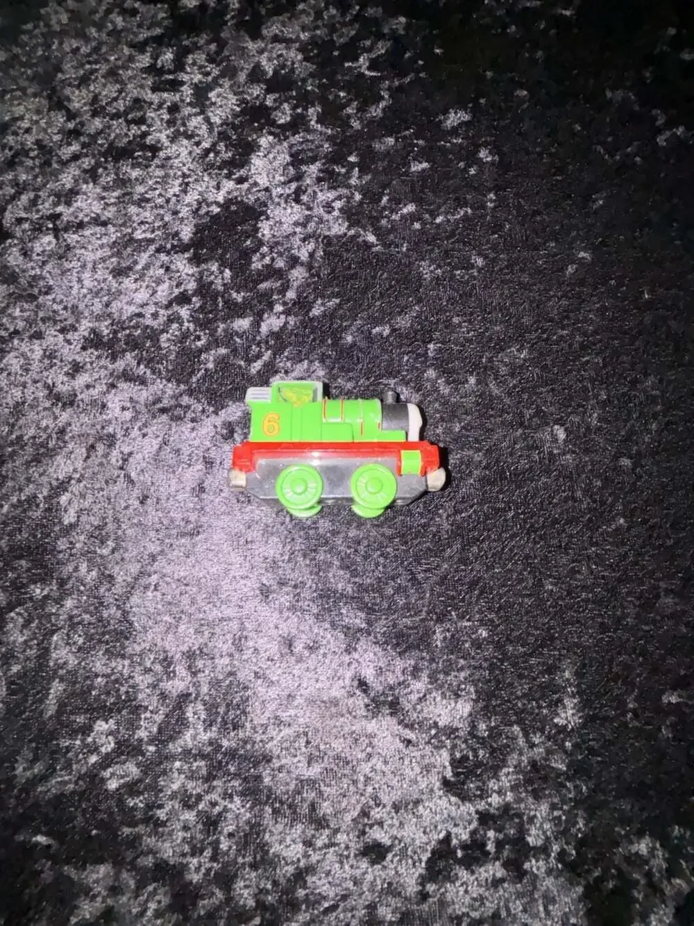 Thomas & Friends Take-N-Play Dirty Speckled Percy Diecast Train Engine #6